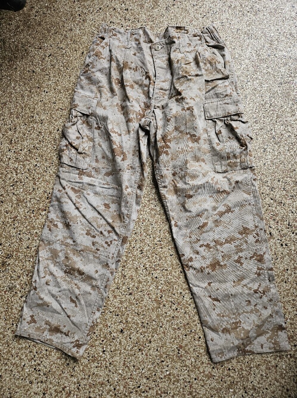 Authentic US Marine Corps MCCUU Tan & Brown Desert MARPAT Trousers M Short 31-35
